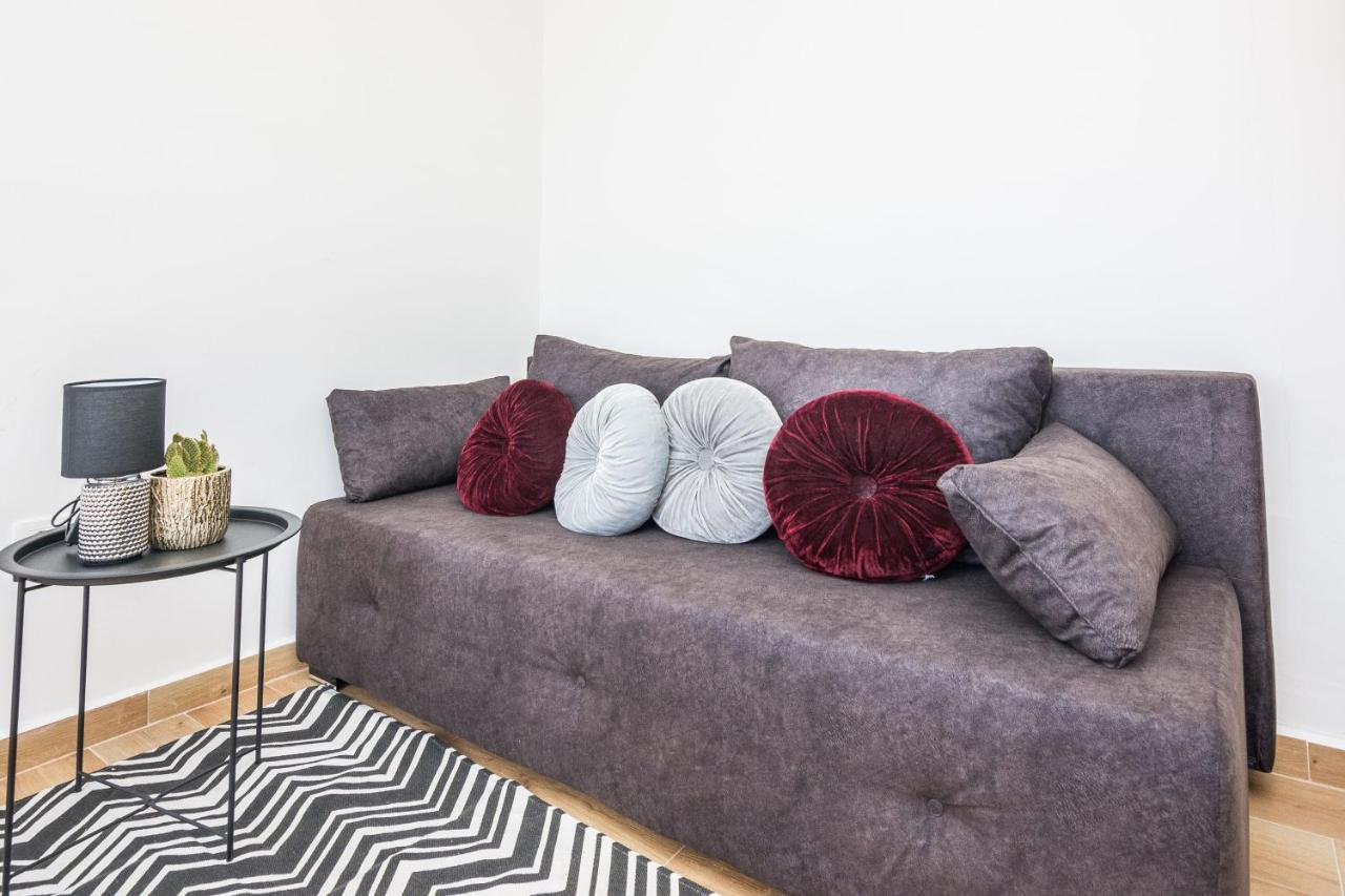 Cosy Apartments Near The Sport Center And Exercise Park Visnjik - Zadar Exterior photo